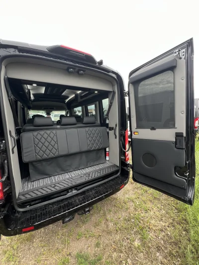 2026 FORD TRANSIT - GALAXY PACKAGE - AGATE BLACK (UM) - BLACK WITH  PEWTER SEATING - 2026 FORD TRANSIT GALAXY - Image 11 of 18