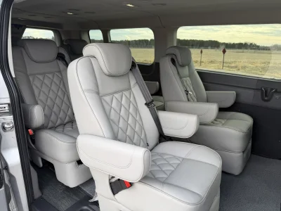 2026 LANDMARK 8 PASSENGER CONVERSION VAN BY WALDOCH LUXURY TRAVEL - 2026 FORD TRANSIT LANDMARK - Image 15 of 20