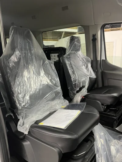 2026 FORD TRANSIT 350 - MOBILITY PACKAGE OXFORD WHITE (YZ) - BLACK VINYL SEATING - 2026 FORD TRANSIT MOBILITY - Image 6 of 18