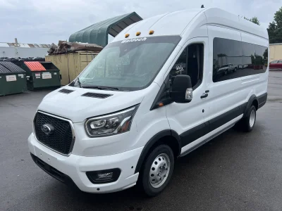 2025 FORD TRANSIT - SHUTTLE PACKAGE - OXFORD WHITE (YZ) - GRAPHITE SEATING - 2026 FORD TRANSIT SHUTTLE - Image 3 of 16