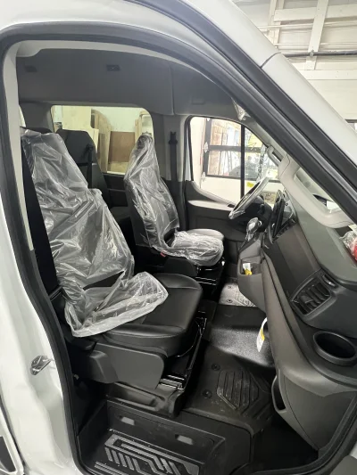 2026 FORD TRANSIT SHUTTLE 10-PASSENGER - OXFORD WHITE WITH GREY SEATING - 2026 FORD TRANSIT SHUTTLE - Image 5 of 16