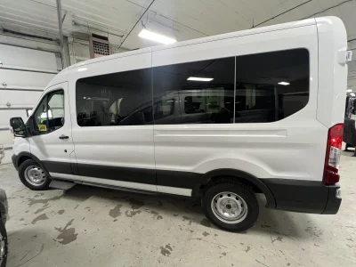 2026 FORD TRANSIT - 8 PASSENGER SHUTTLE - OXFORD WHITE - GRAY SEATING - 2026 FORD TRANSIT SHUTTLE - Image 16 of 18