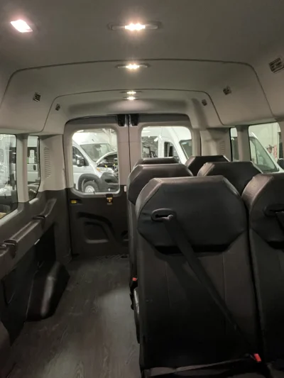2026 FORD TRANSIT - 8 PASSENGER SHUTTLE - OXFORD WHITE - GRAY SEATING - 2026 FORD TRANSIT SHUTTLE - Image 9 of 18