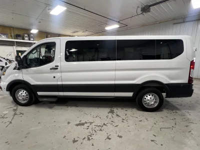 2026 FORD TRANSIT - 10 PASSENGER RECONFIGURATION - OXFORD WHITE - BLACK OEM SEATING - 2026 FORD TRANSIT SHUTTLE - Image 16 of 18
