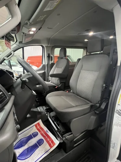 2026 FORD TRANSIT - 10 PASSENGER RECONFIGURATION - OXFORD WHITE - BLACK OEM SEATING - 2026 FORD TRANSIT SHUTTLE - Image 8 of 18