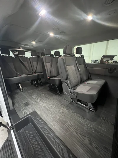 2026 FORD TRANSIT - 10 PASSENGER RECONFIGURATION - OXFORD WHITE - BLACK OEM SEATING - 2026 FORD TRANSIT SHUTTLE - Image 7 of 18