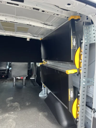 2026 FORD TRANSIT T350 - SPECIALTY VAN - OXFORD WHITE (PNYW3) - GRAY SEATING - 2026 FORD TRANSIT SPECIALTY - Image 14 of 21