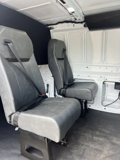 2026 FORD TRANSIT T350 - SPECIALTY VAN - OXFORD WHITE (PNYW3) - GRAY SEATING - 2026 FORD TRANSIT SPECIALTY - Image 10 of 21