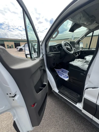 2026 FORD TRANSIT T350 - SPECIALTY PACKAGE - OXFORD WHITE (PNYW3) - GRAY SEATING - 2026 FORD TRANSIT SPECIALTY - Image 5 of 18
