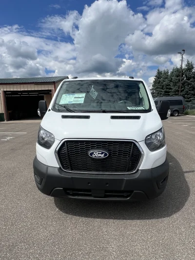 2026 FORD TRANSIT T350 - SPECIALTY PACKAGE - OXFORD WHITE (PNYW3) - GRAY SEATING - 2026 FORD TRANSIT SPECIALTY - Image 2 of 18