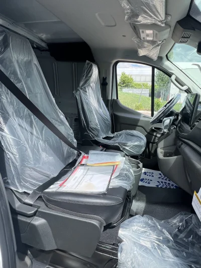 2026 FORD TRANSIT T350 - SPECIALTY PACKAGE - OXFORD WHITE (PNYW3) - GRAY SEATING - 2026 FORD TRANSIT SPECIALTY - Image 6 of 18