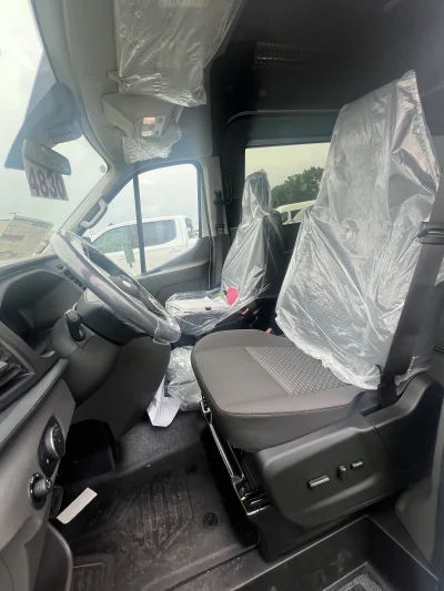 2026 FORD TRANSIT 350 - SPECIALTY PACKAGE - OXFORD WHITE (YZ) - QUICKSILVER SEATING - 2026 FORD TRANSIT SPECIALTY - Image 7 of 17