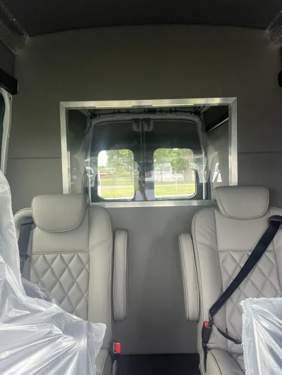 2026 FORD TRANSIT 350 - SPECIALTY PACKAGE - OXFORD WHITE (YZ) - QUICKSILVER SEATING - 2026 FORD TRANSIT SPECIALTY - Image 9 of 17