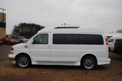 WHITE SWB HT - 2014 GMC  GALAXY - Image 1 of 34