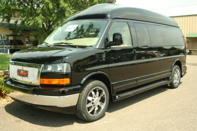 BLACK LWB HT - 2014 GMC  GALAXY - Image 2 of 6