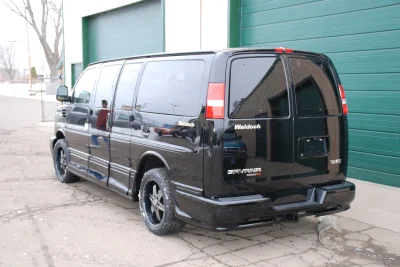 BLACK SWB LT - 2014 GMC  GALAXY - Image 10 of 36