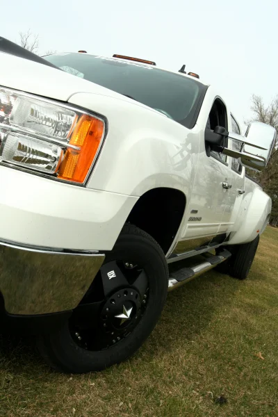 DUALLY TRUCK - 2014 GMC SIERRA 1500 CUSTOM - Image 14 of 14
