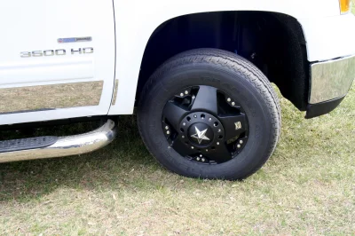 DUALLY TRUCK - 2014 GMC SIERRA 1500 CUSTOM - Image 8 of 14