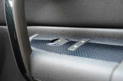 INTERIORS - 2014 GMC SIERRA 1500 CUSTOM - Image 28 of 45