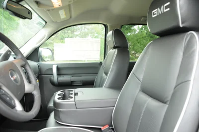 INTERIORS - 2014 GMC SIERRA 1500 CUSTOM - Image 33 of 45