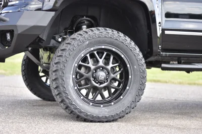 BLACK KNIGHT - 2020 GMC SIERRA 1500 CUSTOM - Image 10 of 22