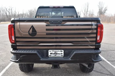 BLACK AND GOLD - 2020 GMC SIERRA 1500 LIFT - Image 16 of 24