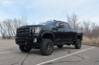 BLACK AND GOLD - 2020 GMC SIERRA 1500 LIFT - Image 19 of 24