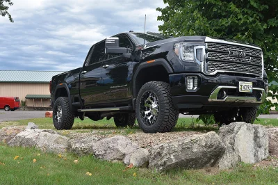 CUSTOM BLACK - 2020 GMC SIERRA 1500 LIFT - Image 2 of 14