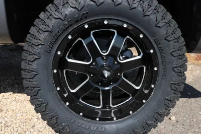 2020 GMC 1500  LIFT PACKAGE BY WALDOCH SATIN SILVER CUSTOM GM TRUCKS - 2020 GMC SIERRA 1500 LIFT - Image 2 of 24