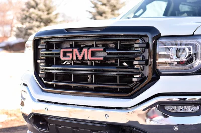 SUMMIT WHITE 2 - 2020 GMC SIERRA 1500 M80 - Image 11 of 15