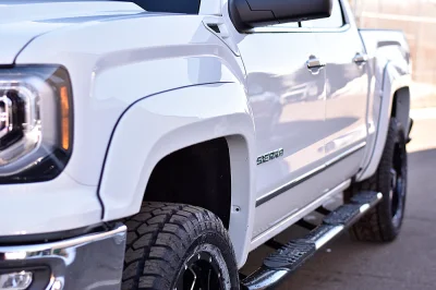 SUMMIT WHITE 2 - 2020 GMC SIERRA 1500 M80 - Image 12 of 15