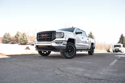 SUMMIT WHITE 2 - 2020 GMC SIERRA 1500 M80 - Image 5 of 15