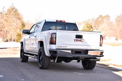 SUMMIT WHITE 2 - 2020 GMC SIERRA 1500 M80 - Image 7 of 15