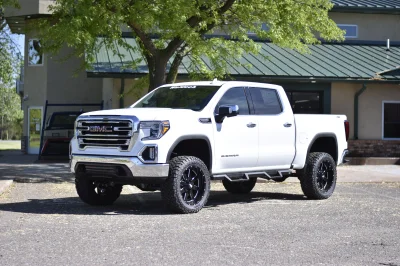 2021 GMC SIERRA LIFT PACKAGE BUILT BY WALDOCH - 2021 GMC SIERRA 1500 LIFT - Image 1 of 14