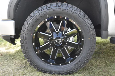 2022 GMC 1500 LEVEL PACKAGE WITH CUSTOM UPGRADES BY WALDOCH - 2022 GMC SIERRA 1500 LEVEL - Image 22 of 37