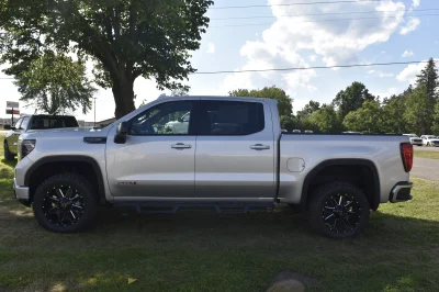 2022 GMC 1500 LEVEL PACKAGE WITH CUSTOM UPGRADES BY WALDOCH - 2022 GMC SIERRA 1500 LEVEL - Image 25 of 37