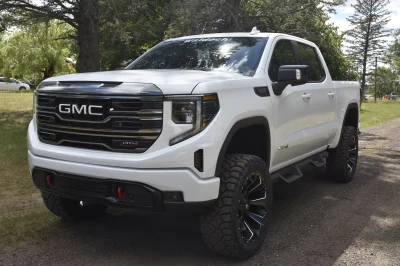 2023 GMC SIERRA 1500 LIFT PACKAGE BY WALDOCH WHITE - 2023 GMC SIERRA 1500 LIFT - Image 10 of 18