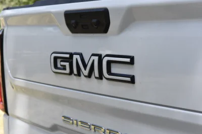 2023 GMC SIERRA 1500 LIFT PACKAGE BY WALDOCH WHITE - 2023 GMC SIERRA 1500 LIFT - Image 36 of 67