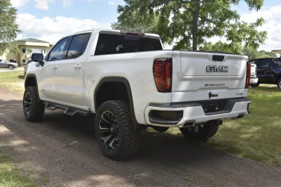 2023 GMC SIERRA 1500 LIFT PACKAGE BY WALDOCH WHITE - 2023 GMC SIERRA 1500 LIFT - Image 51 of 67