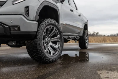 GMC AT4 LIFT PACKAGE BY WALDOCH CUSTOM TRUCKS WITH FACTORY WARRANTY 1500 SILVER 6.2L - 2025 GMC SIERRA 1500 LIFT - Image 19 of 25