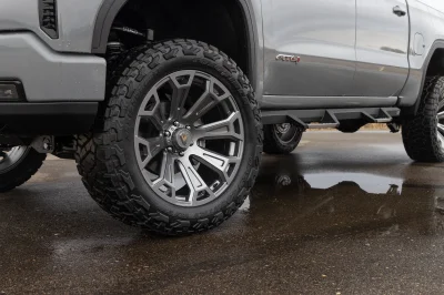 GMC AT4 LIFT PACKAGE BY WALDOCH CUSTOM TRUCKS WITH FACTORY WARRANTY 1500 SILVER 6.2L - 2025 GMC SIERRA 1500 LIFT - Image 20 of 25