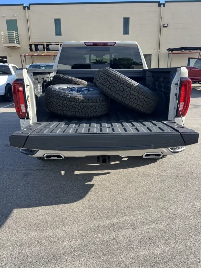2026 GMC SIERRA 1500 - LEVEL PACKAGE - COASTAL DUNE (G42) - 2026 GMC SIERRA 1500 LEVEL - Image 10 of 15