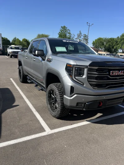 2026 GMC SIERRA 1500 - LEVEL PACKAGE - STERLING METALLIC (GXD) - 2026 GMC SIERRA 1500 LEVEL - Image 3 of 15
