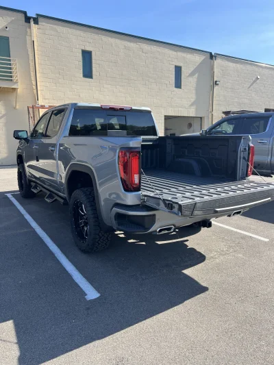 2026 GMC SIERRA 1500 - LEVEL PACKAGE - STERLING METALLIC (GXD) - 2026 GMC SIERRA 1500 LEVEL - Image 10 of 15