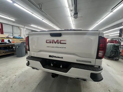 CUSTOM GMC SIERRA LEVEL PACKAGE BUILT BY WALDOCH BUILT BY THE BEST - 2026 GMC SIERRA 1500 LEVEL - Image 12 of 14