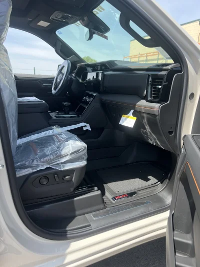 CUSTOM GMC SIERRA 1500 LEVEL PACKAGE BUILT BY THE BEST BUILT BY WALDOCH - 2026 GMC SIERRA 1500 LEVEL - Image 7 of 13