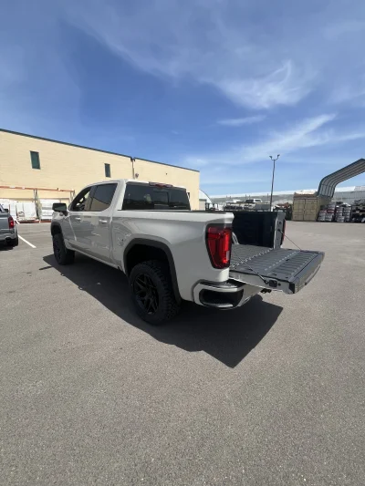 CUSTOM GMC SIERRA 1500 LEVEL PACKAGE BUILT BY THE BEST BUILT BY WALDOCH - 2026 GMC SIERRA 1500 LEVEL - Image 10 of 13