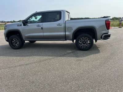 CUSTOM GMC SIERRA 1500 LEVEL PACKAGE BUILT BY WALDOCH - 2026 GMC SIERRA 1500 LEVEL - Image 16 of 16