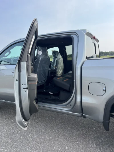 CUSTOM GMC SIERRA 1500 LEVEL PACKAGE BUILT BY WALDOCH - 2026 GMC SIERRA 1500 LEVEL - Image 10 of 16