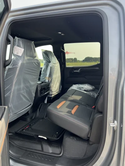 CUSTOM GMC SIERRA 1500 LEVEL PACKAGE BUILT BY WALDOCH - 2026 GMC SIERRA 1500 LEVEL - Image 8 of 16